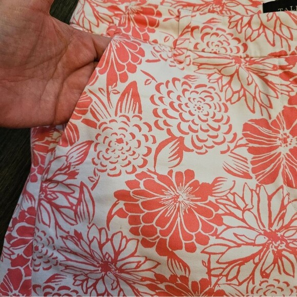 Talbots Womens Perfect Skimmer Cropped Capri Pants Sz 10 Floral Print Pink White - Picture 4 of 9